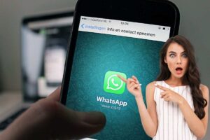 whatsapp e donna stupita